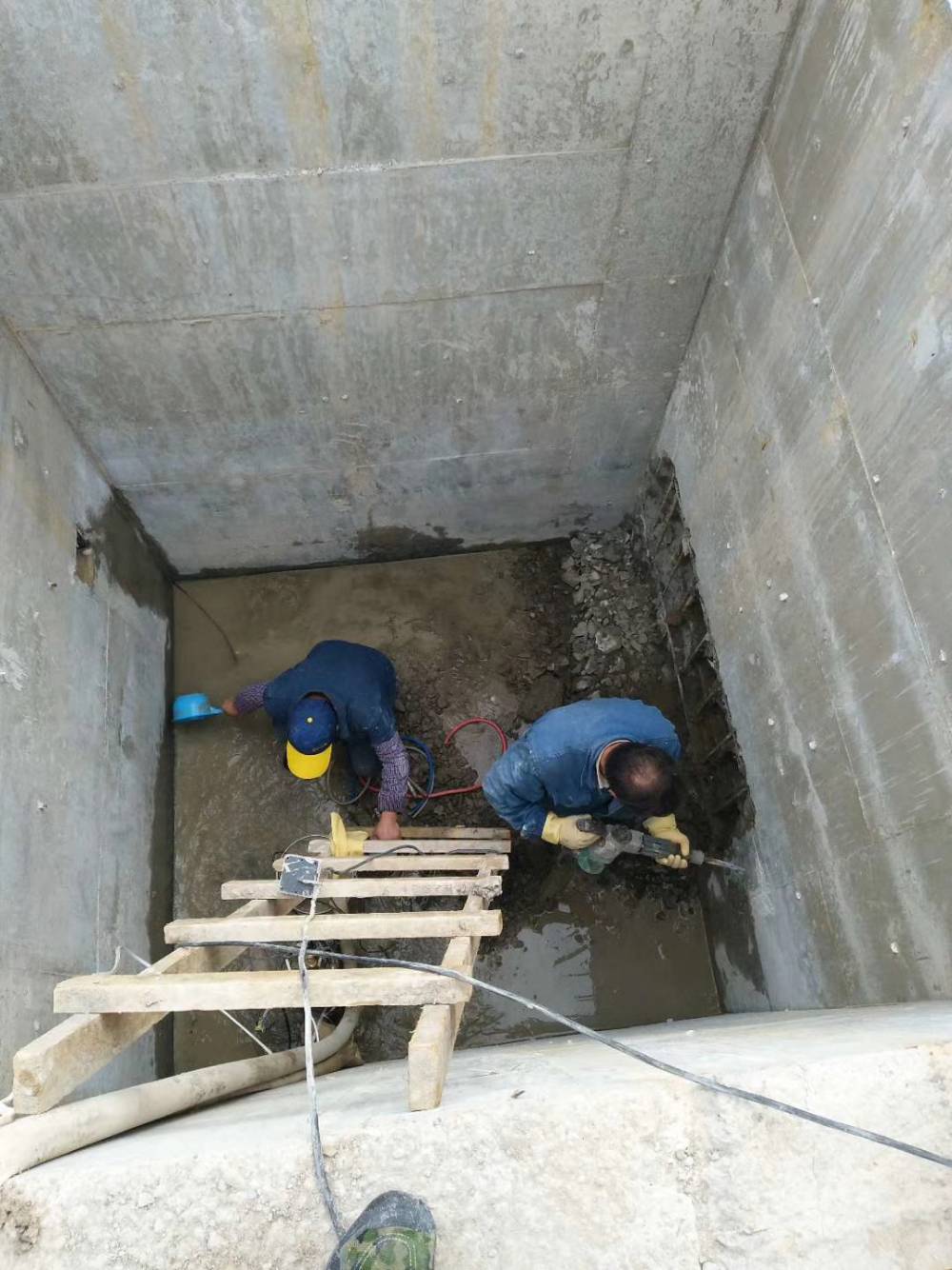 东营垦利区水池堵漏